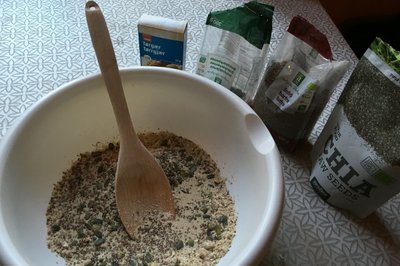 Gjær, linfrø, chia og gresskarkjerner