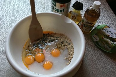 5 Egg, eple-eddik, honning og kokosnøttolje