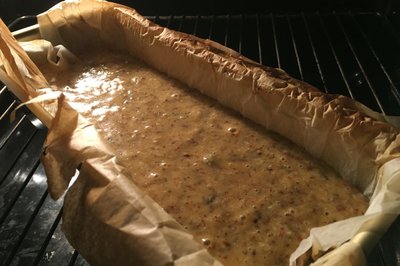 Her i formen etter forheving. Hever i ovn på ca 25 grader C i formen før jeg setter opp varmen.