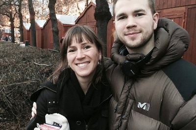 Ut på juleshopping med søster og bror, her ved 