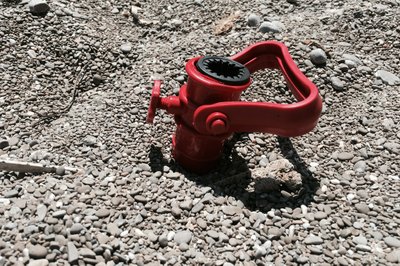 Slike er svært nyttige om du har egen parasoll. To parasoller ble blåst i stykker under turen. Det er lurt å slå dem ned før du går å bader