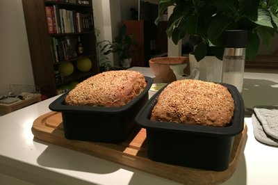 Nybakte brød