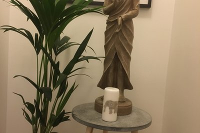 Nytt dekor til leiligheten - Buddhastatue