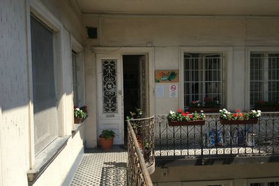 Inngangen til Activity hostel