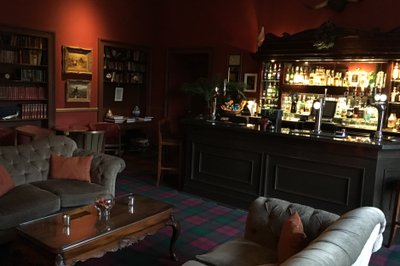 Koselig stue / bar