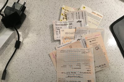 Det ble en del billetter til kollektivt på turen