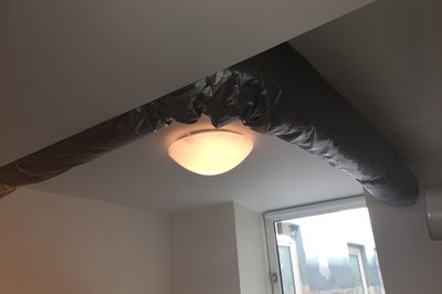 Inntak av luft til ventilasjonsanlegget som ble bygget inn som et teknisk rom.