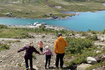 Besseggen, ned mot Gjendesheim