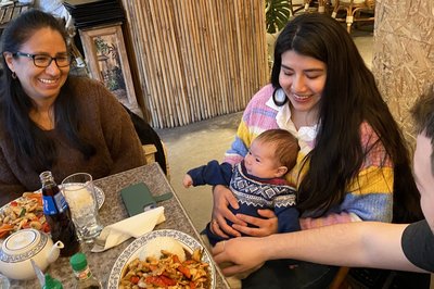 Gina, moren Ruby og Jakob