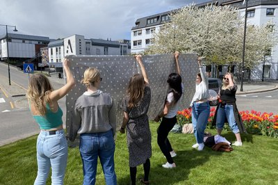 Søsters utdrikkingslag i Skien