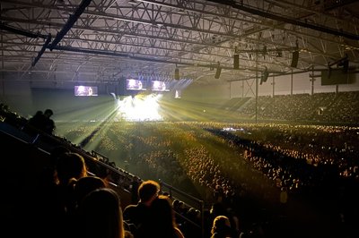 Hans Zimmer-konsert på Unity arena. God stemning, men lydbildet blir dessverre ikke bra i denne hallen