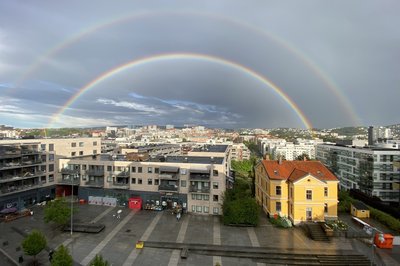 Dobbel full regnbue på Ensjø