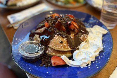Herlig sjokolade-jordbær-frokost